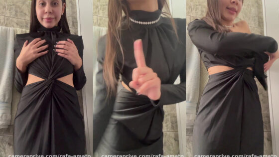 Rafa Amato Presumiendo Su Cuerpo En Un Baño