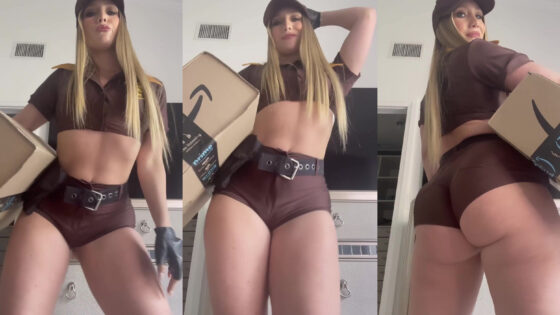 AJAplegateVIP hace alarde de sus curvas en uniforme de UPS