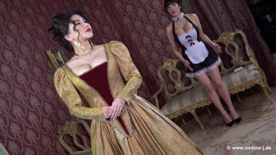 Anri Okita y Hitomi Tanaka escena lésbica