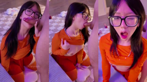 Aryminh recibe un facial en el cosplay de Velma