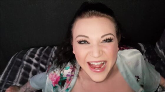 La MILF Harmony Reigns se enfrenta a una verdadera BBC